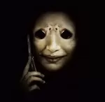 Του στέλνει SMS από τον τάφο της