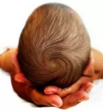 Κυοφορούσε το αδελφάκι της!